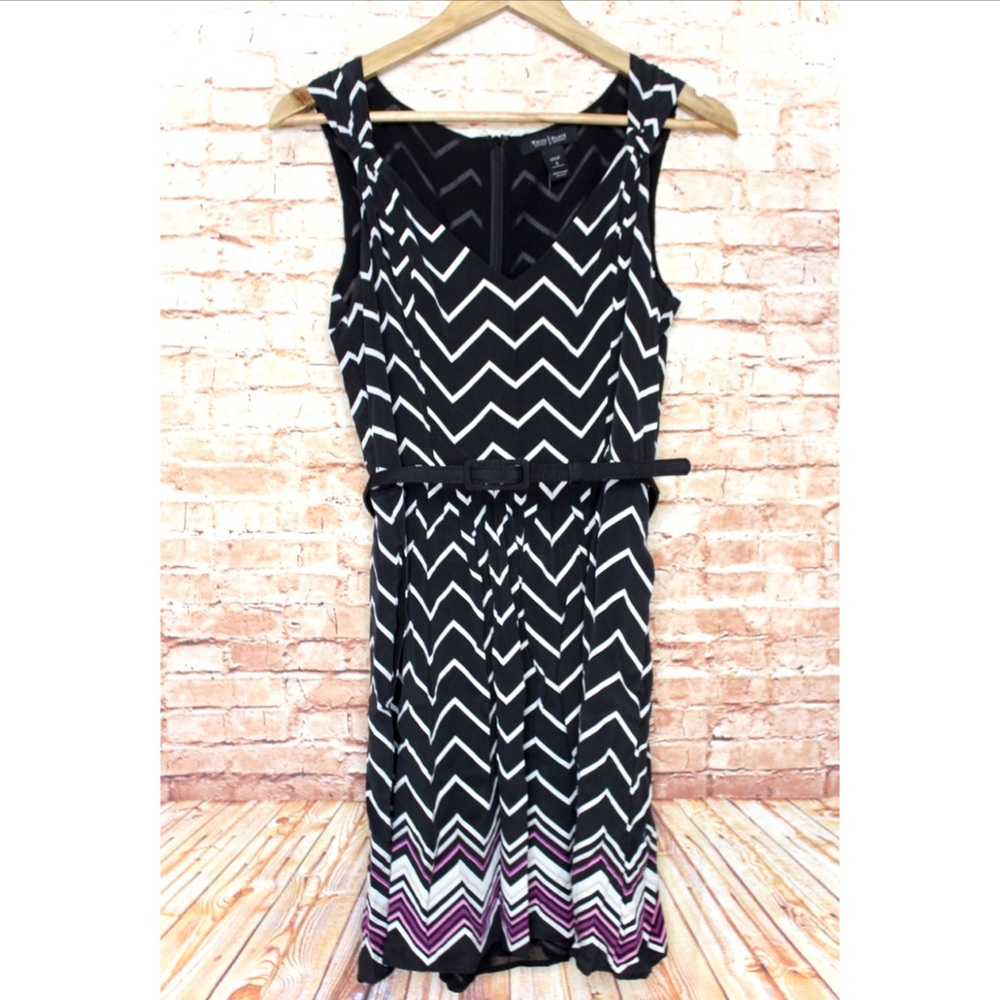 White House Black Market | Silk Cheveron Print Dress w/Pockets